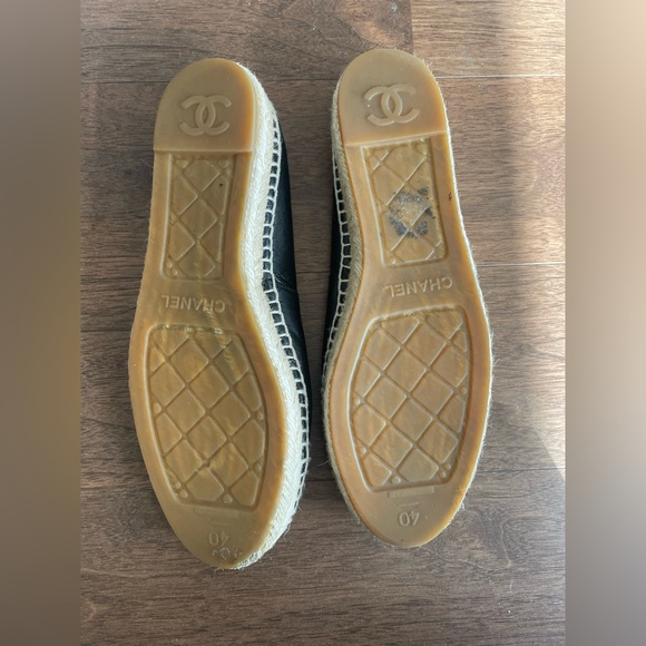 Authentic CHANEL Lambskin CC Espadrilles - Picture 9 of 10